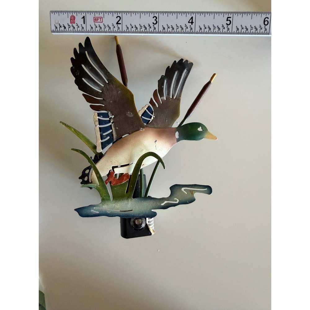 Vintage 2002 Figi Graphics Mallard Duck Metal Night Light Rustic Cabin Decor